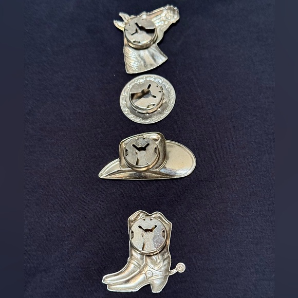Southwestern 4 silver button covers - Picture 6 of 8